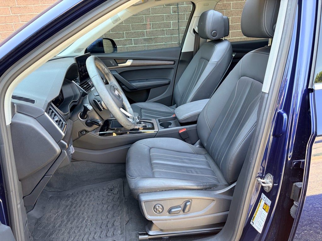 2023 Audi Q5 S line Premium Plus