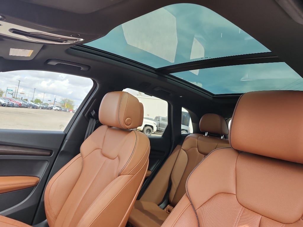 2024 Audi Q5 S line Prestige