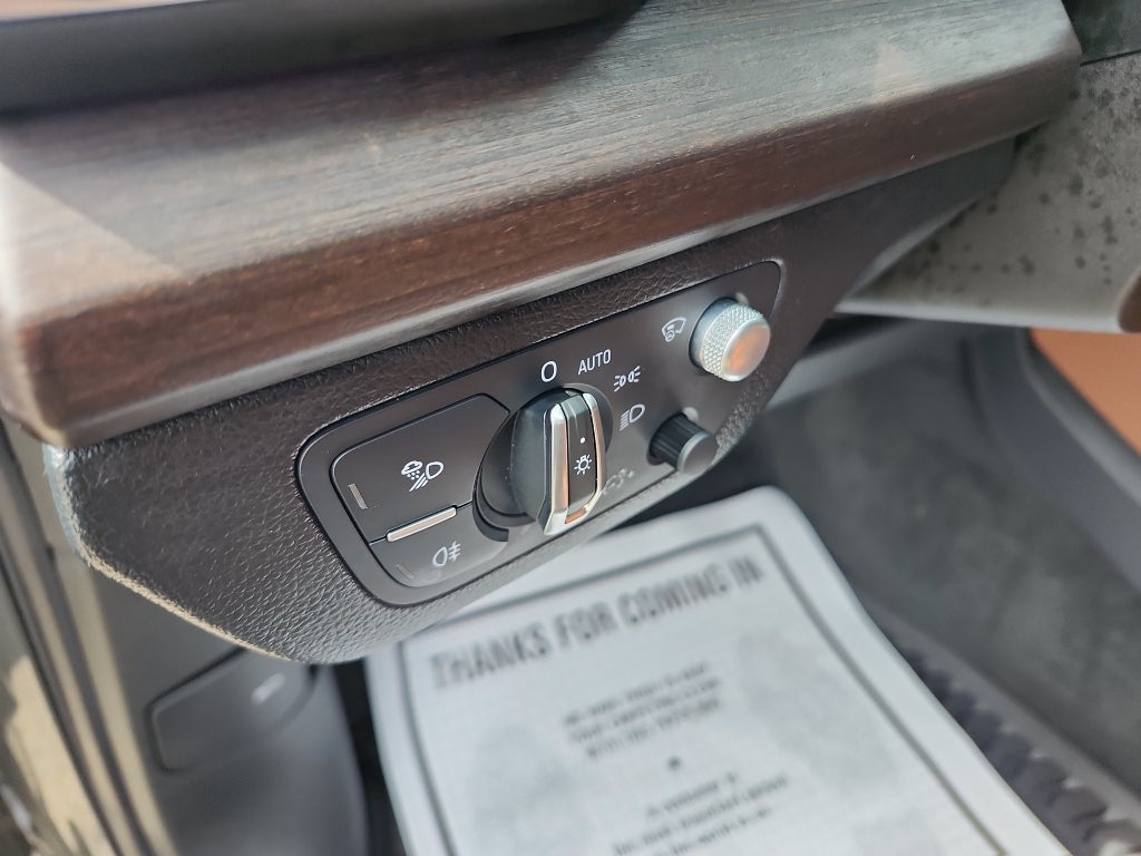 2024 Audi Q5 S line Prestige