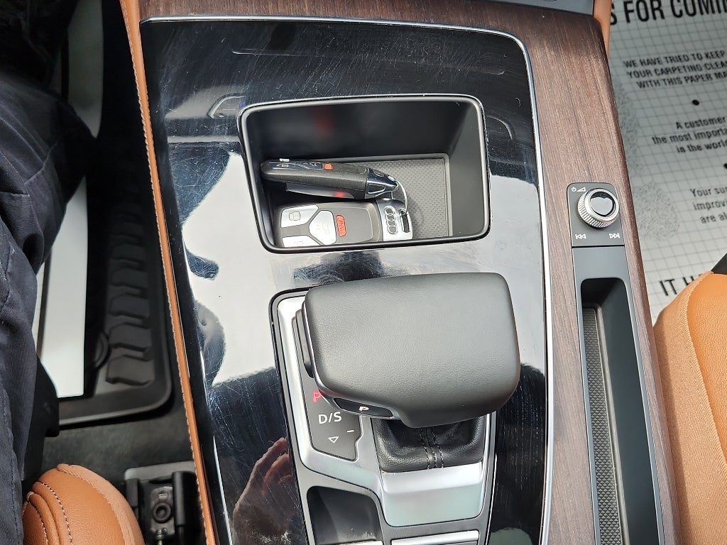 2024 Audi Q5 S line Prestige