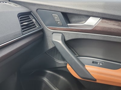 2024 Audi Q5 S line Prestige