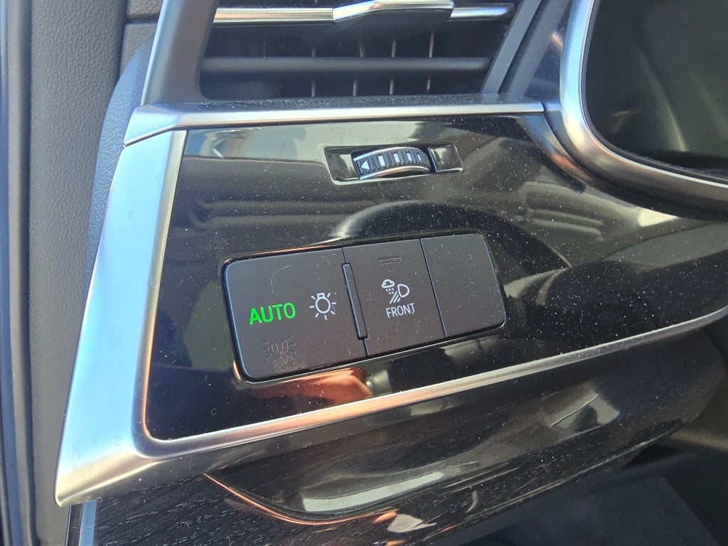 2021 Audi Q7 Premium Plus