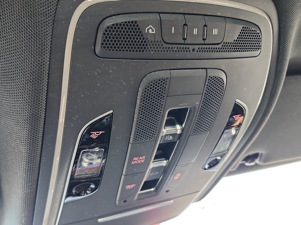 2018 Audi A8 L L 3.0T (Tiptronic) (No Longer Available