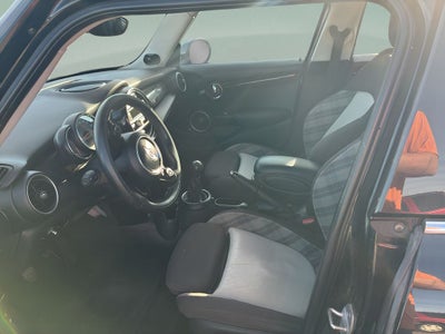 2015 MINI Hardtop 4 Door Cooper S