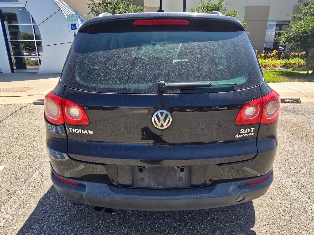2011 Volkswagen Tiguan SE 4Motion
