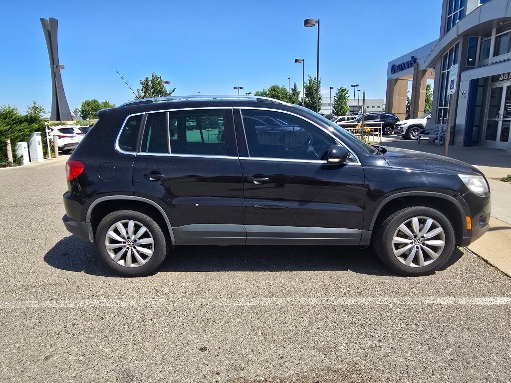 2011 Volkswagen Tiguan SE 4Motion