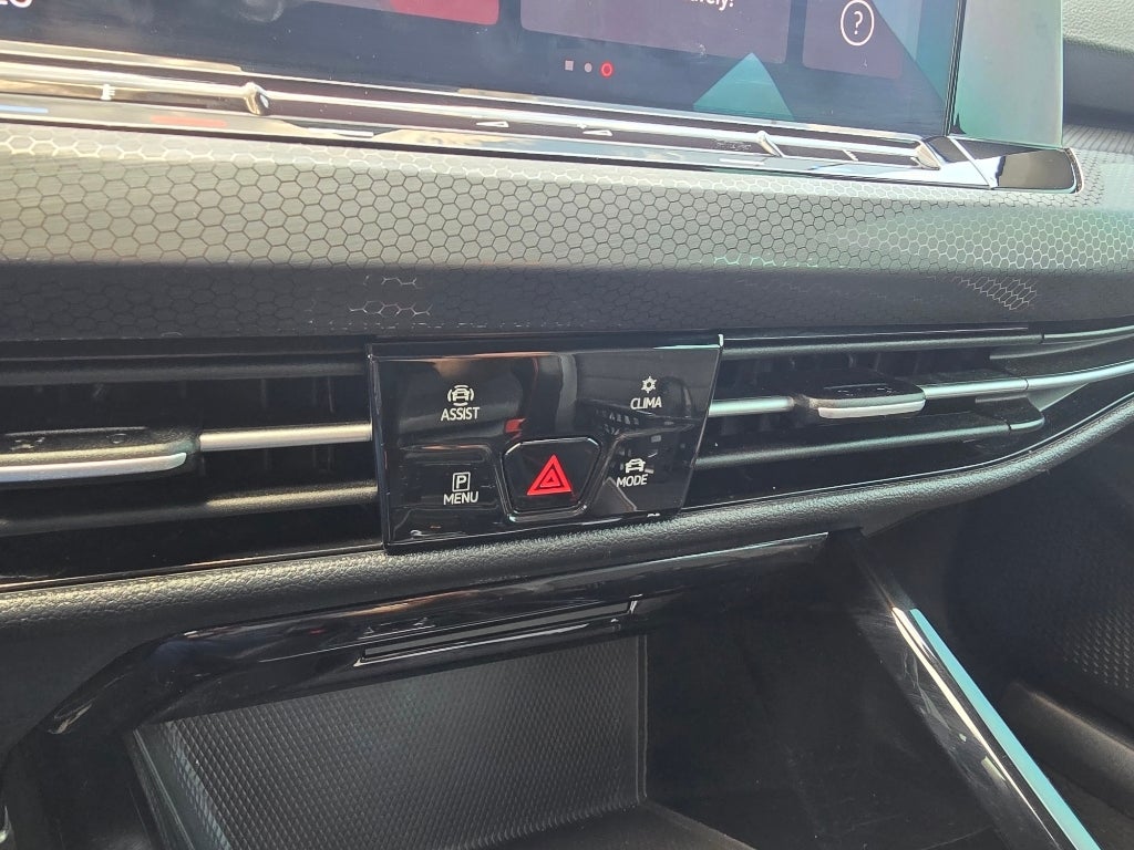 2024 Volkswagen Golf GTI SE