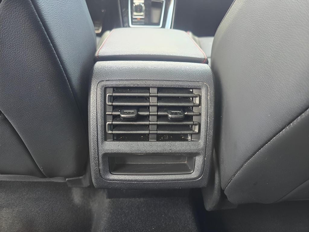 2024 Volkswagen Golf GTI SE