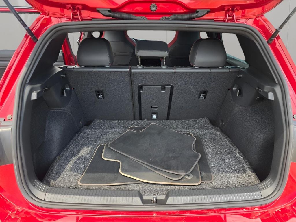2024 Volkswagen Golf GTI SE