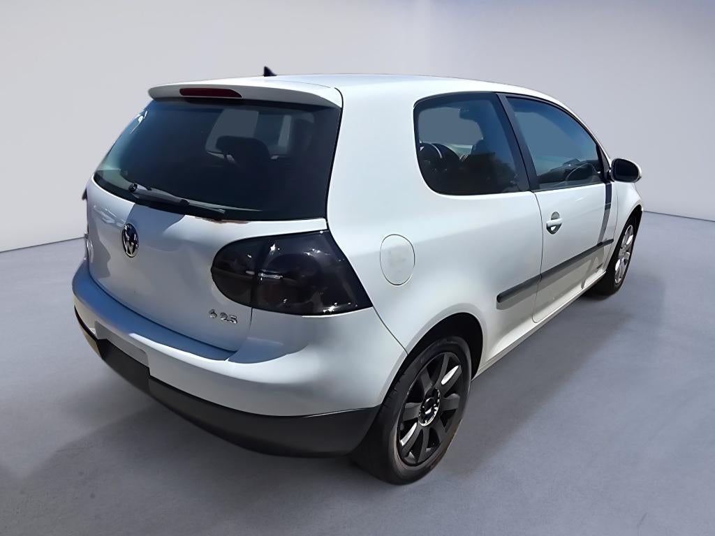 2007 Volkswagen Rabbit 2-Door (A6)