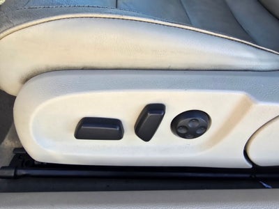 2012 Volkswagen Eos Lux