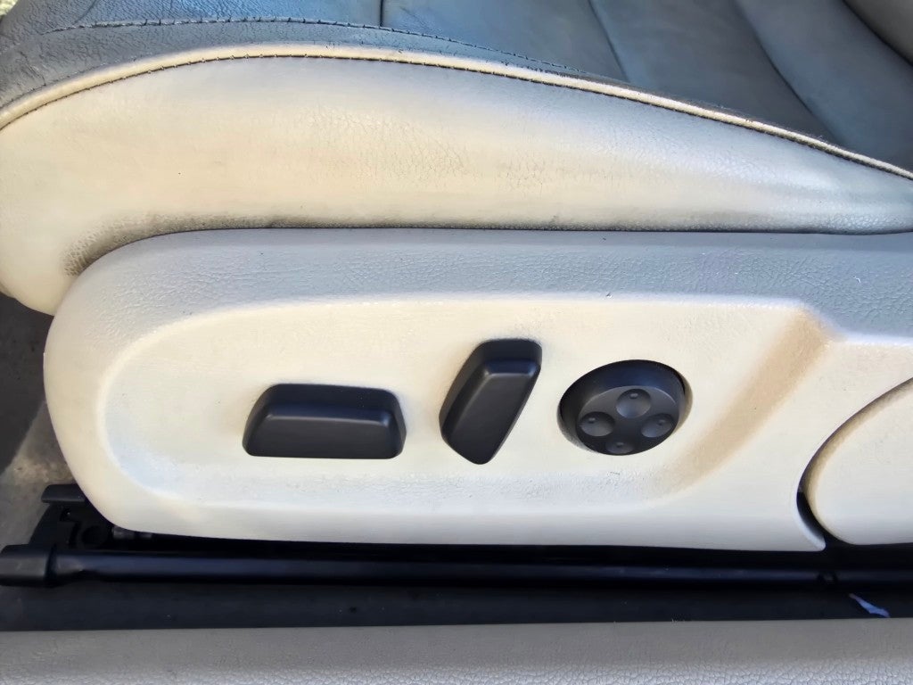 2012 Volkswagen Eos Lux