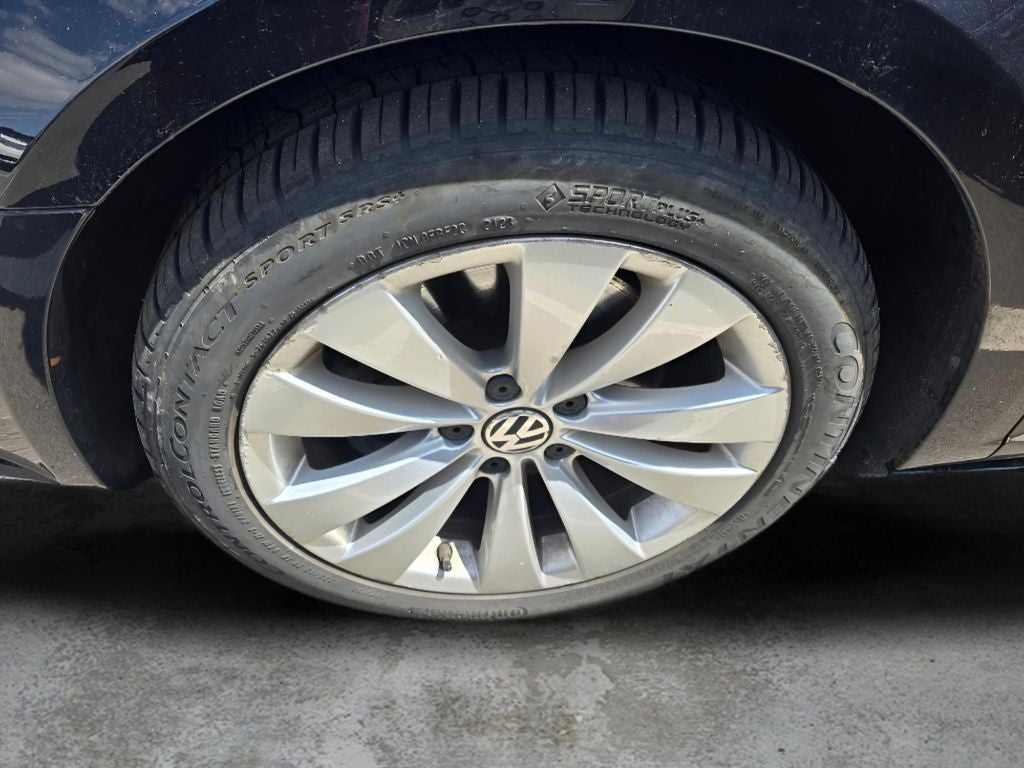 2010 Volkswagen CC Sport