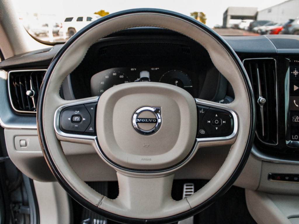2018 Volvo XC60 Momentum