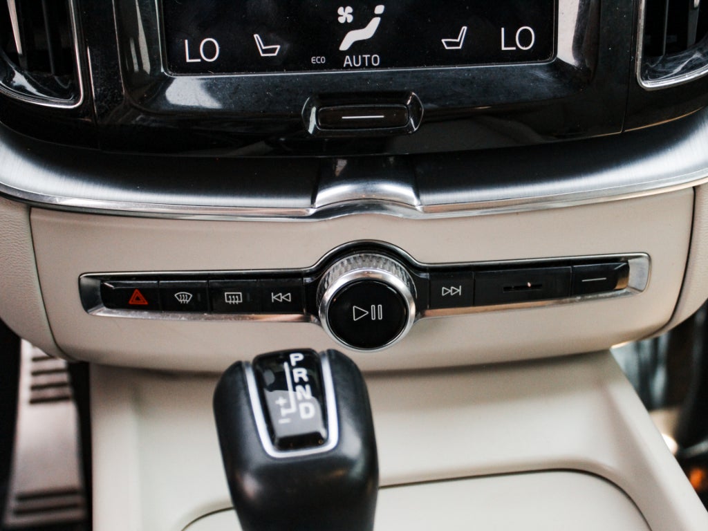2018 Volvo XC60 Momentum