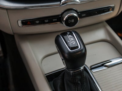 2018 Volvo XC60 Momentum