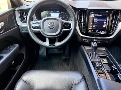 2020 Volvo XC60 Momentum