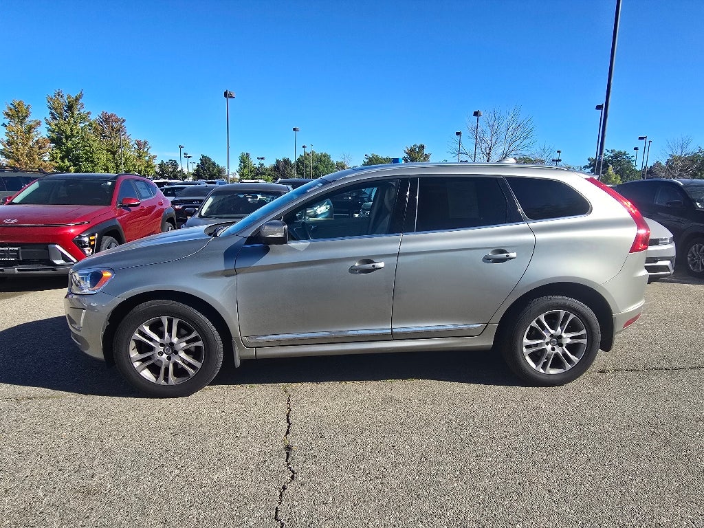 2016 Volvo XC60 T5 Premier