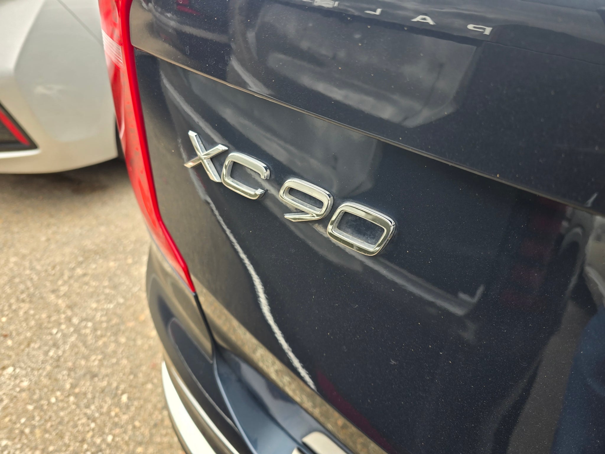2024 Volvo XC90 Recharge Plug-In Hybrid Ultimate Bright Theme