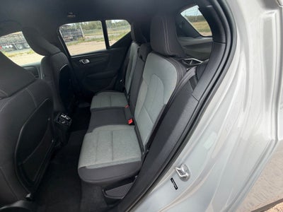 2023 Volvo XC40 Core