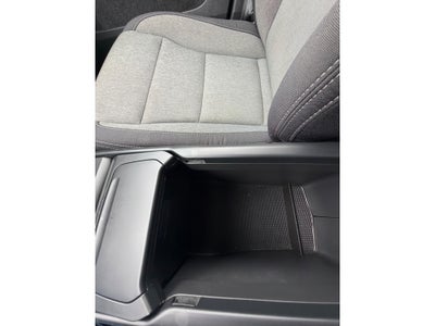 2023 Volvo XC40 Core