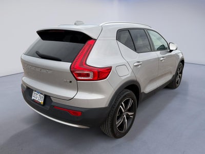 2023 Volvo XC40 Core