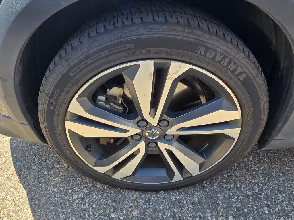 2025 Volvo V60 Cross Country Plus