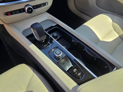 2025 Volvo V60 Cross Country Plus