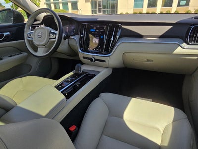 2025 Volvo V60 Cross Country Plus