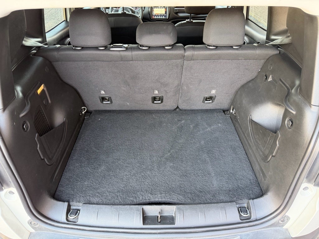 2023 Jeep Renegade Upland