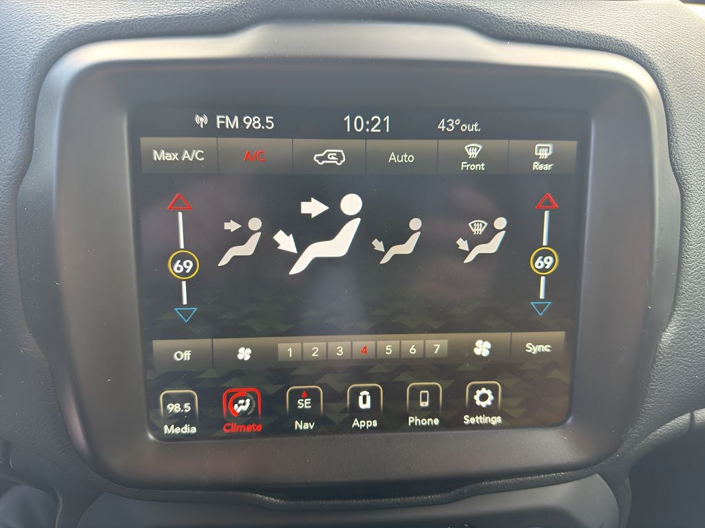 2023 Jeep Renegade Trailhawk