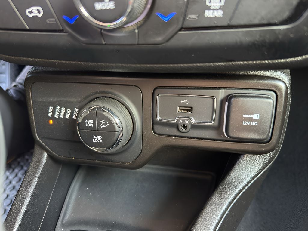 2023 Jeep Renegade Trailhawk